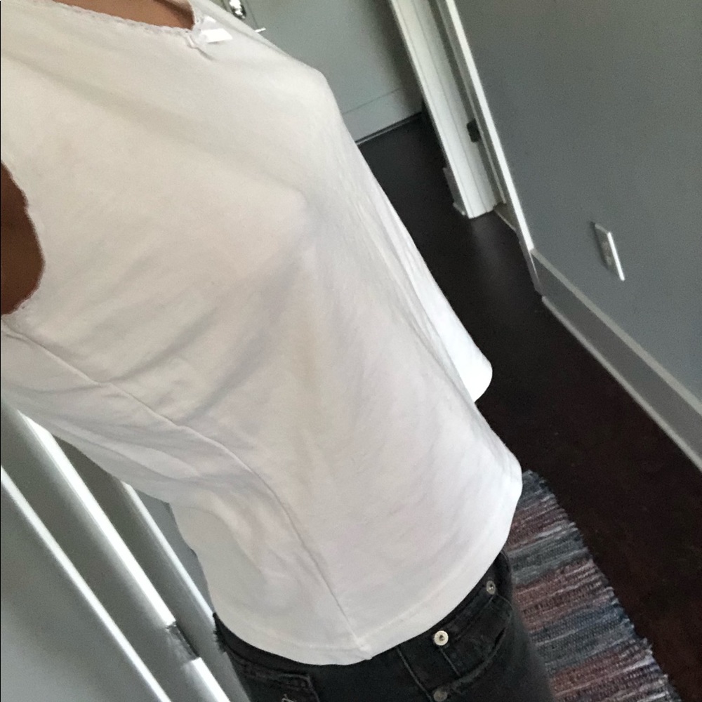 Basic Tank Top - Picture 10 of 10